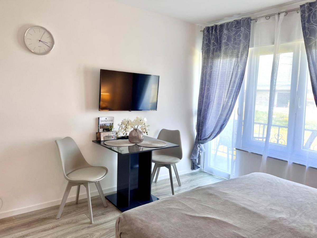 Prime Host Lovely Apartment 卡尔斯鲁厄 外观 照片
